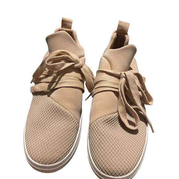 Steve Madden Lancer sneakers blush color, size 8. Great condition. - Picture 2 of 6